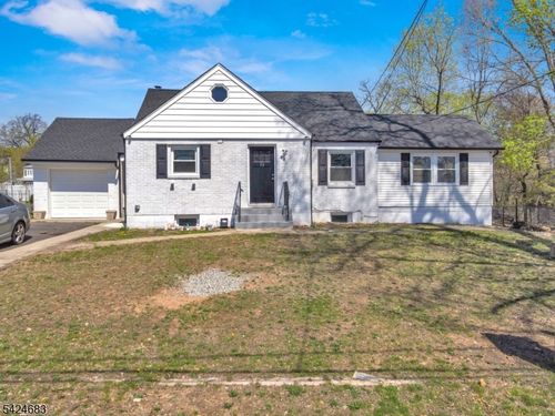 29 Stansfield Pl, North Haledon, NJ, 07508-1639 | Card Image