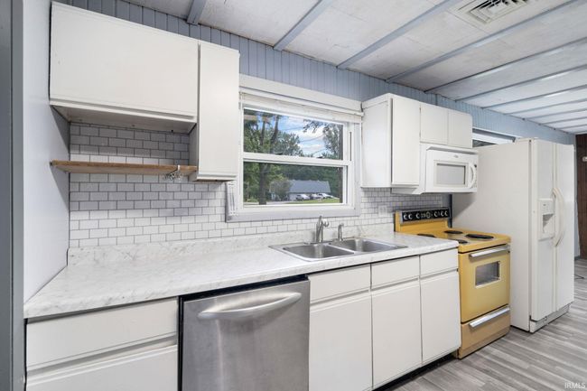 3553 N Barbee Rd, House other with 1 bedrooms, 1 bathrooms and null parking in Warsaw IN | Image 13
