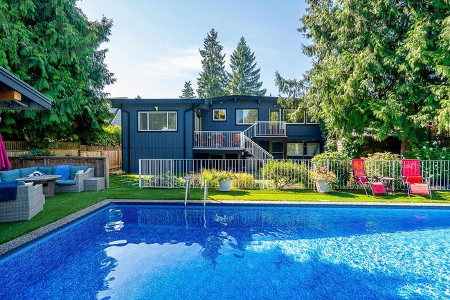 1372 Lennox Street, House other with 5 bedrooms, 3 bathrooms and 5 parking in North Vancouver BC | Image 33