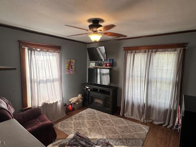 201 E Pine St, House other with 5 bedrooms, 2 bathrooms and 4 parking in Doniphan NE | Image 19