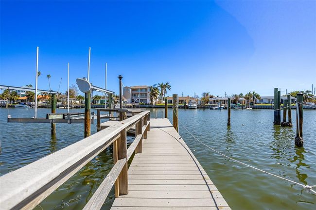 513 S Bayshore Dr, House other with 2 bedrooms, 2 bathrooms and null parking in MADEIRA BEACH FL | Image 9