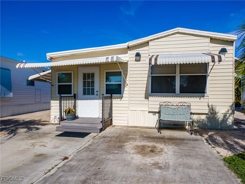 221 Caravan Cir, NORTH FORT MYERS, FL, 33903-7321 | Card Image