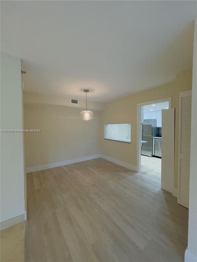 APT-309 - 2000 Towerside Ter, Condo with 2 bedrooms, 2 bathrooms and null parking in Miami FL | Image 11