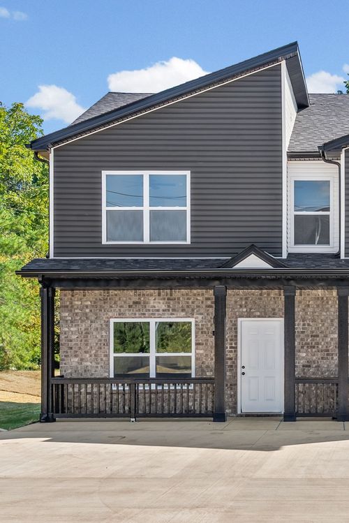 b1-160 Fairview Ln, Clarksville, TN, 37040-7843 | Card Image