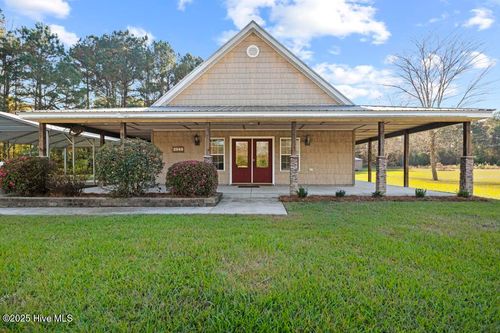 2545 Us Highway 117 N, Burgaw, NC, 28425-3933 | Card Image