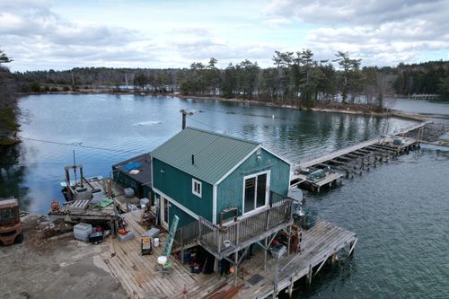 37 Knickerkane Road, Boothbay, ME, 04537 | Card Image