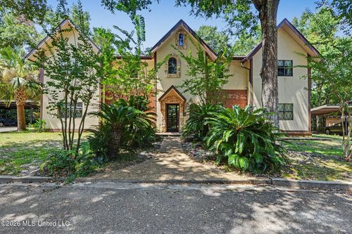 530 N 2nd St, Bay Saint Louis, MS, 39520-4612 | Card Image