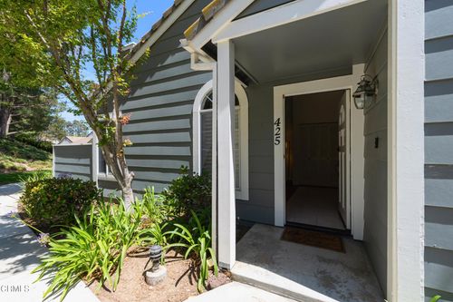 a-425 Jeremiah Dr, Simi Valley, CA, 93065-1683 | Card Image