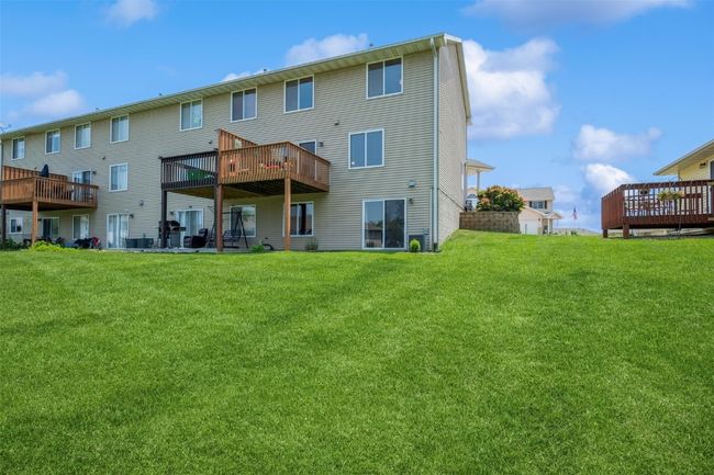 3516 Stoneview Cir Sw, Condo with 2 bedrooms, 2 bathrooms and null parking in Cedar Rapids IA | Image 23