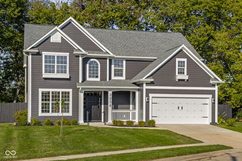 3258 Starlite Ct, Columbus, IN, 47203-2664 | Card Image