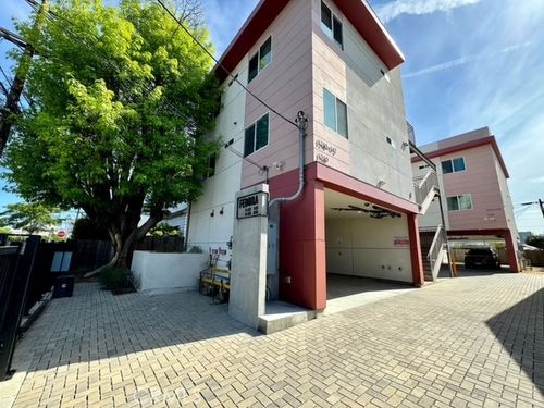 1/2 Fedora Street, Los Angeles, CA, 90006 | Card Image