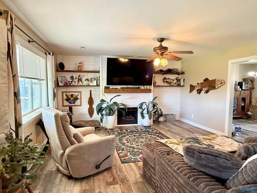 1054 County Road 138, Scottsboro, AL, 35768-5320 | Card Image