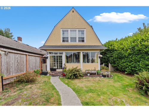 1475 Sherman Ave, North Bend, OR, 97459-3630 | Card Image