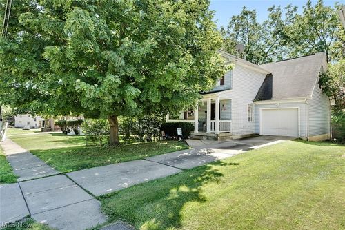 1724 Overland Ave, Youngstown, OH, 44511-1636 | Card Image