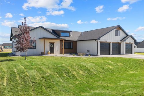 2503 Hunter Hall St, Billings, MT, 59106-2972 | Card Image