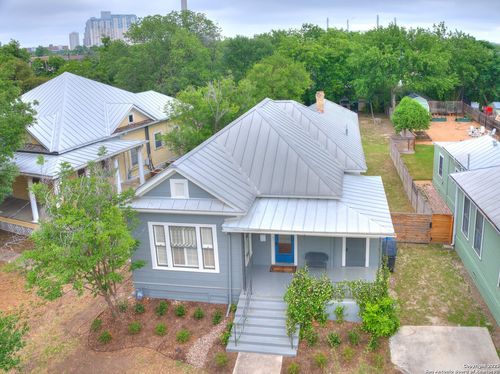302 Cedar St, San Antonio, TX, 78210-1124 | Card Image