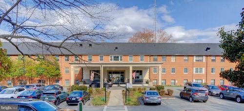208-5301 Westbard Cir, BETHESDA, MD, 20816-1426 | Card Image