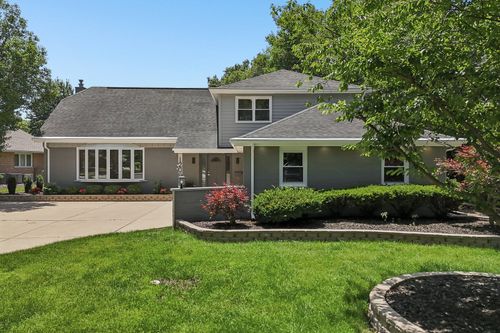 1208 Elizabeth Ave, Naperville, IL, 60540-5710 | Card Image