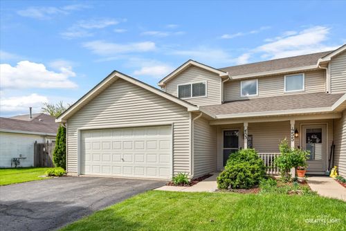 453 Newport Cir, Oswego, IL, 60543-8676 | Card Image