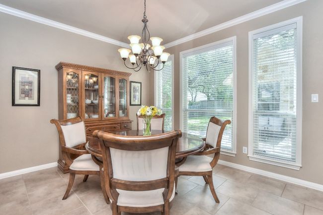 Formal Dining | Image 7