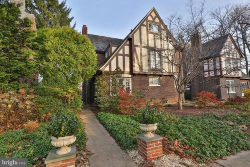 1808 Sycamore St, Bethlehem, PA, 18017-5243 | Card Image