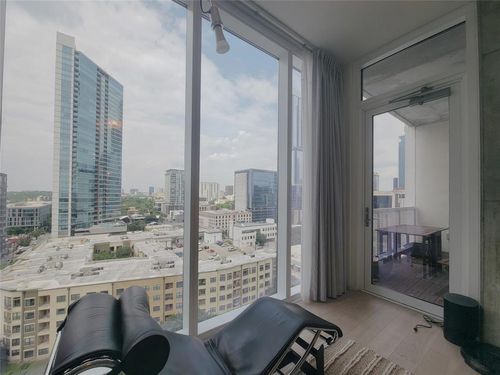 1203-301 West Ave, Austin, TX, 78701-4777 | Card Image