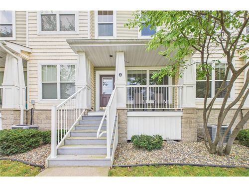 3-1240 County Road D, Maplewood, MN, 55109 | Card Image