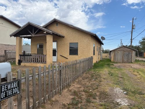1116 W Fir St, Portales, NM, 88130-5824 | Card Image