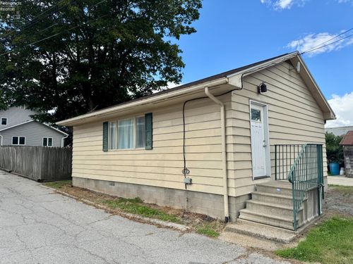 9 Herrick Aly, Monroeville, OH, 44847-9474 | Card Image