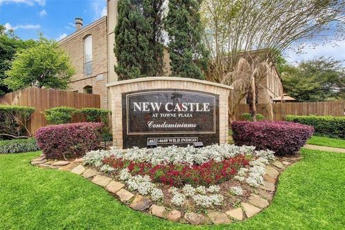 385-4643 Wild Indigo St, Houston, TX, 77027-7056 | Card Image