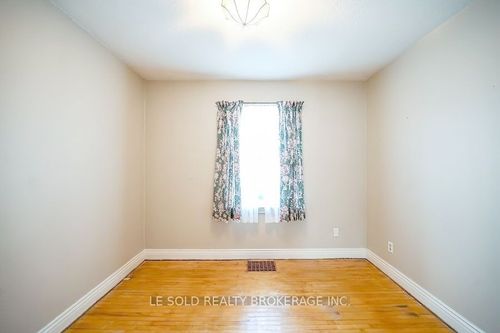 1st-floor-room-130 Leland St, Hamilton, ON, L8S3A2 | Card Image
