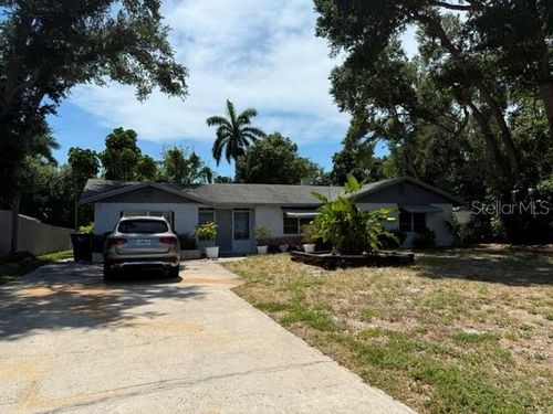 210 47th St W, Bradenton, FL, 34209-2830 | Card Image