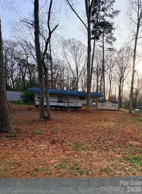 145 Paradise Dr, Salisbury, NC, 28146-7533 | Card Image