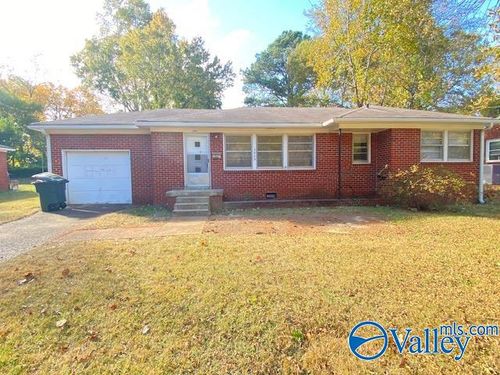 3609 Lakewood Rd Nw, Huntsville, AL, 35811-1107 | Card Image
