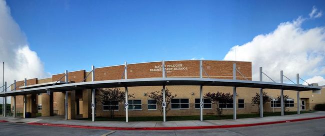 Ralph Pfluger Elementary | Image 27