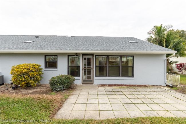 321 Grove Cir, Condo with 2 bedrooms, 2 bathrooms and null parking in AVON PARK FL | Image 22