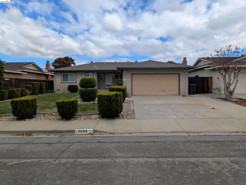 1504 1504 Mission Dr, Antioch, CA, 94509 | Card Image