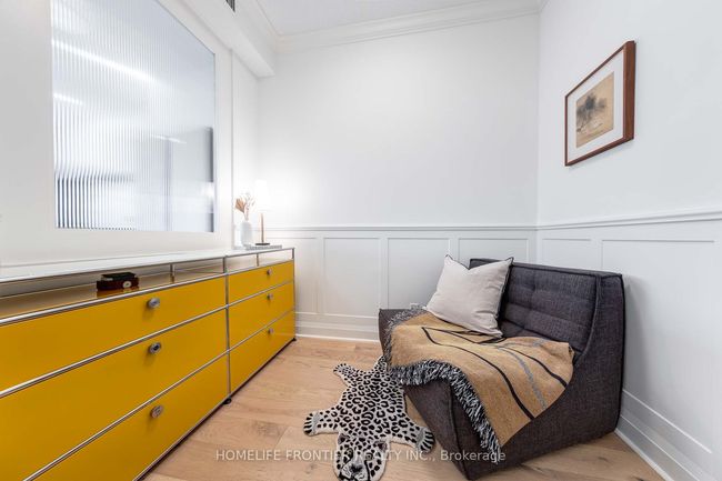 905 - 20 Scrivener Sq, Condo with 2 bedrooms, 1 bathrooms and 1 parking in Toronto ON | Image 18