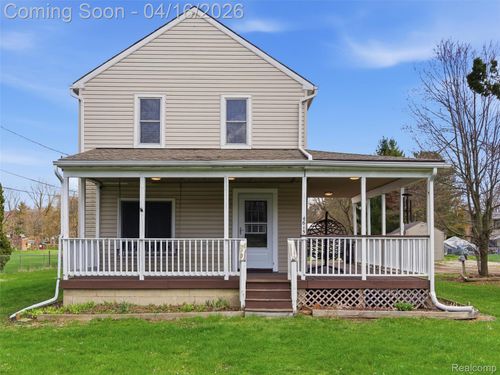 4615 Homesite Dr, Lake Orion, MI, 48359-2035 | Card Image