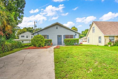 509 Capitol St, NORTH FORT MYERS, FL, 33903-2814 | Card Image