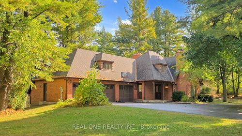 465 Woodland Acres Cres, Maple, ON, L6A1G2 | Card Image