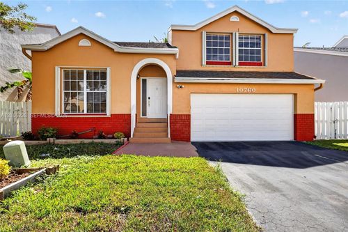 10760 Sw 11th Dr, Davie, FL, 33324-4153 | Card Image