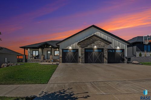 309 Red Spruce Ave Avenue, Sioux Falls, SD, 57110 | Card Image