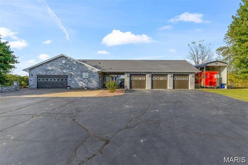 857 County Road 31, Bismarck, MO, 63624-7027 | Card Image