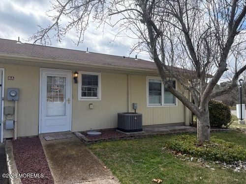 a-8A Edinburgh Ln, Manchester, NJ, 08759-5558 | Card Image