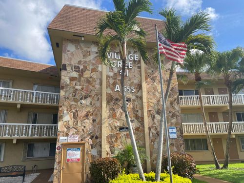 203-555 Purdy Ln, Palm Springs, FL, 33461-1499 | Card Image