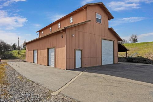 298 Oak Hollow Ln, Valley Springs, CA, 95252-8585 | Card Image