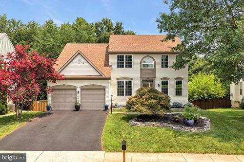 10497 Genna Ln, Manassas, VA, 20112-5816 | Card Image