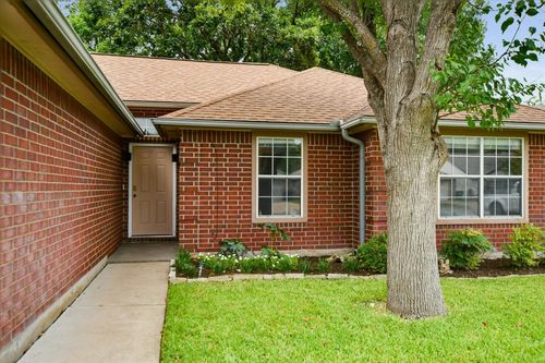 2309 Sycamore Trl, Round Rock, TX, 78664-7767 | Card Image