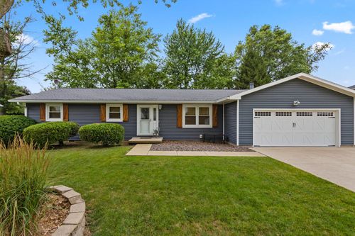 305 N Sycamore St, Maroa, IL, 61756-9228 | Card Image